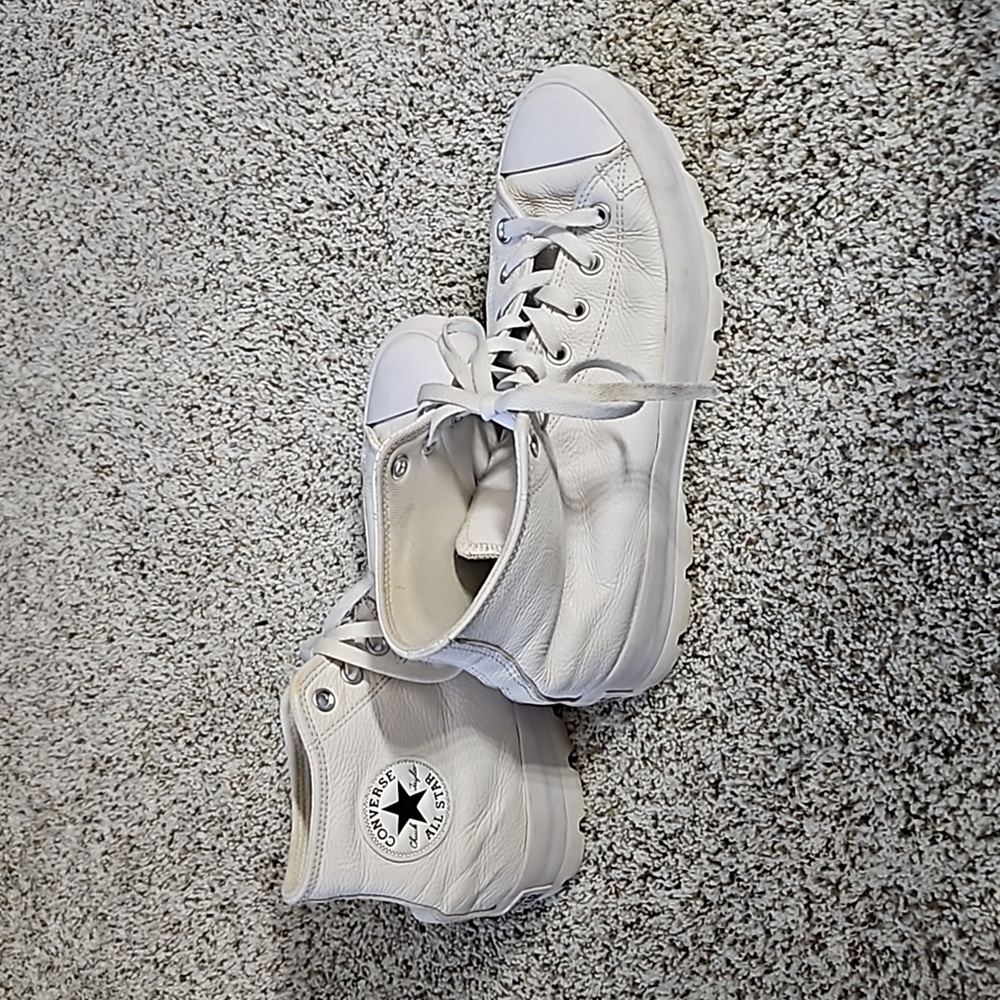 Converse high top women size 11